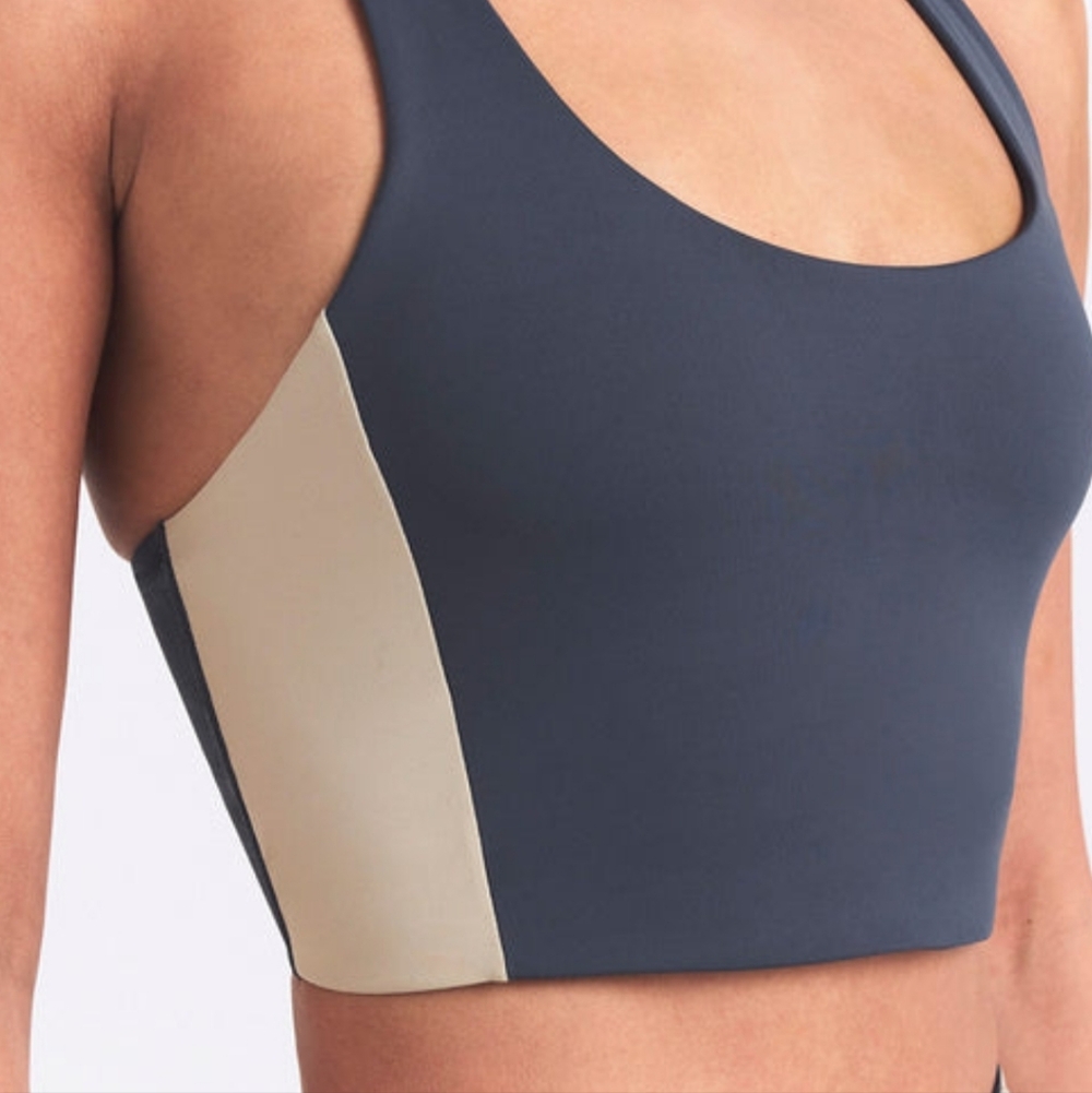 NikeSKIMS Matte Shine Mix Racerback Sports Bra, Medium